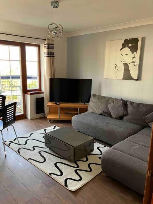 My Waterfront Apartment, Views Over Water Of Leith エディンバラ エクステリア 写真