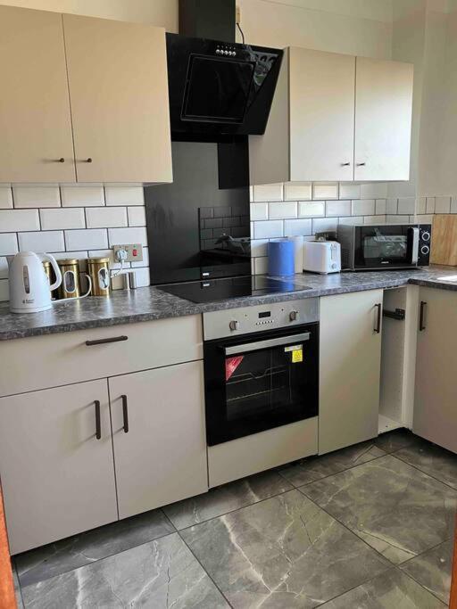 My Waterfront Apartment, Views Over Water Of Leith エディンバラ エクステリア 写真